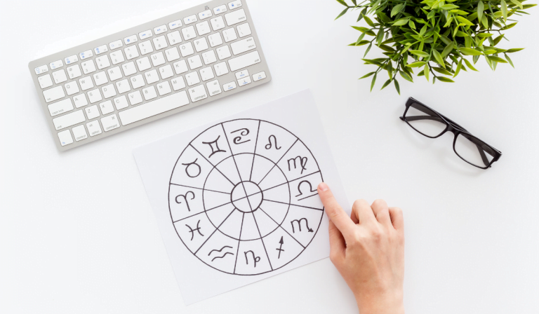 Horoskop na czerwiec 2023 r. dla osób 50+