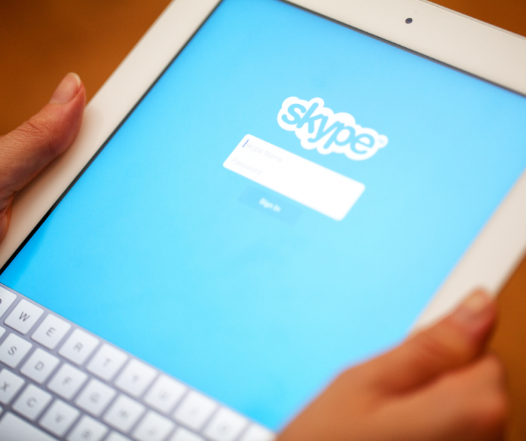 Skype – Jak zainstalować i używać popularnego komunikatora?