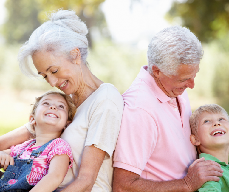 Jak poradzić sobie z pragnieniem posiadania wnuków i uszanować decyzję swojego dziecka?