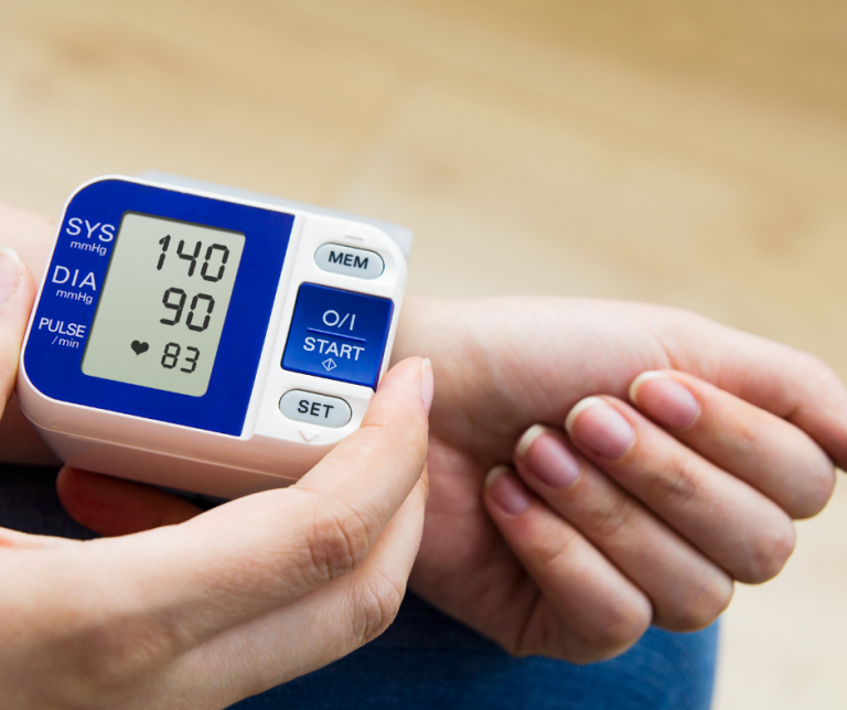 Ciśnieniomierze – jak wybrać i używać urządzenia do pomiaru ciśnienia krwi?